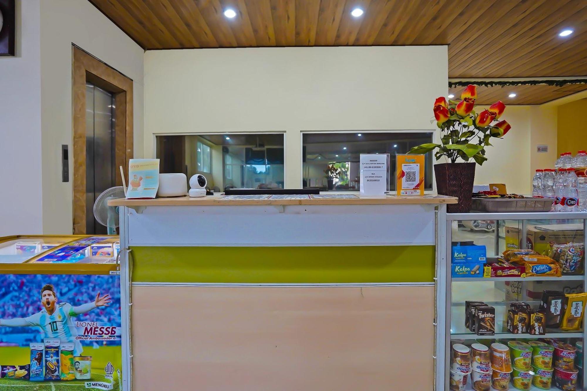 Oyo Life 511 Grace Residence Surabaya Ngoại thất bức ảnh