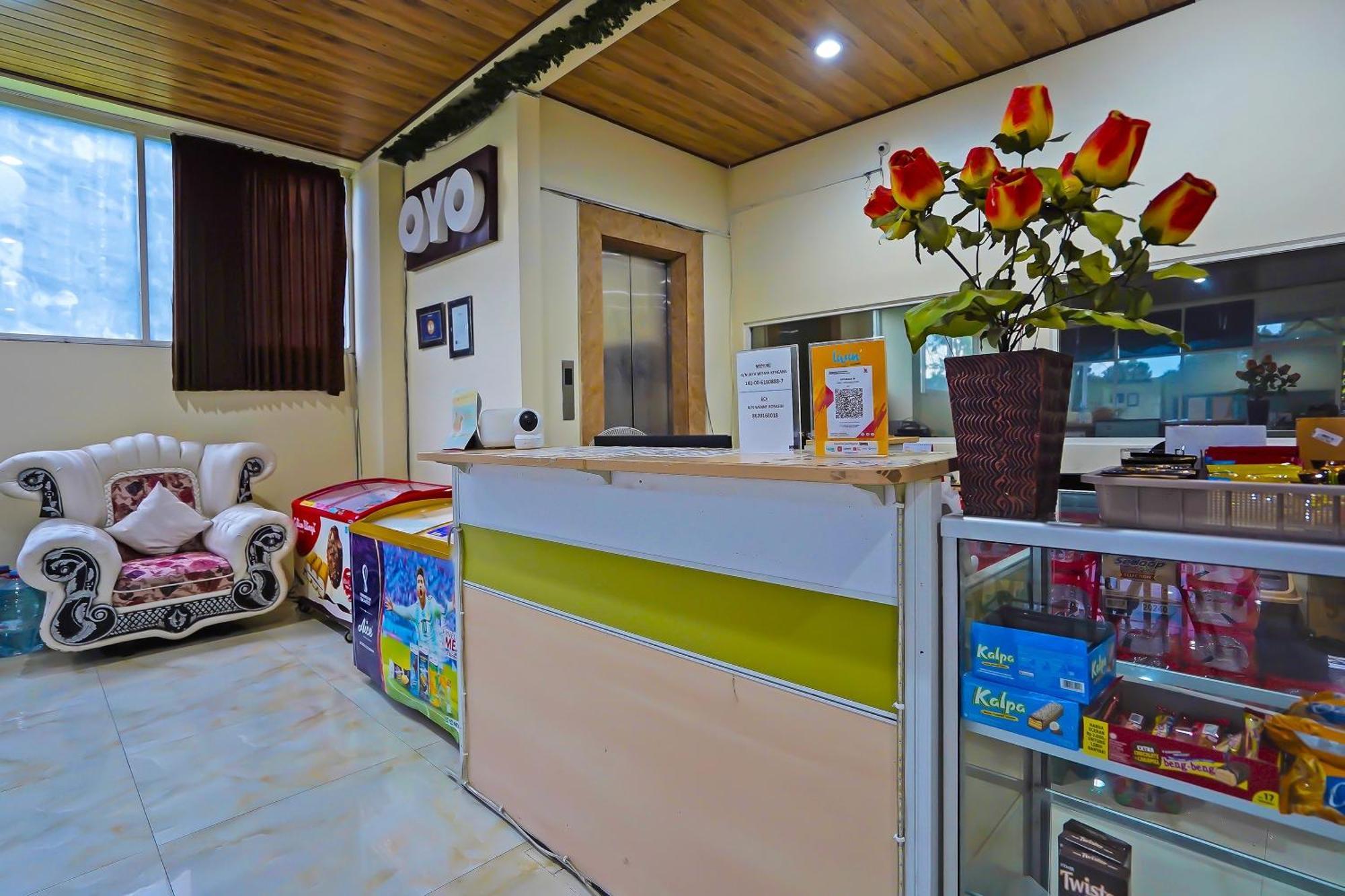 Oyo Life 511 Grace Residence Surabaya Ngoại thất bức ảnh